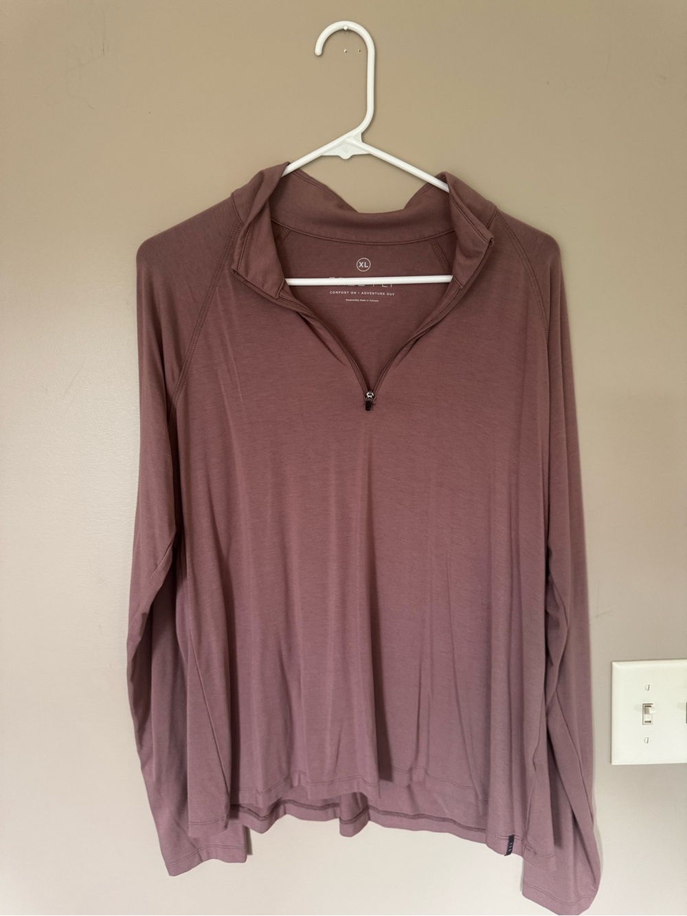 Free Fly Apparel Long-Sleeve Quarter Zip Top - Mauve NWOT